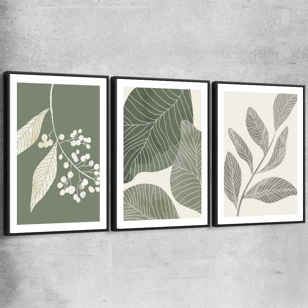 Floral print of Vintage Floral Set with black framed canvas