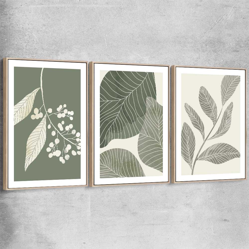 Floral print of Vintage Floral Set with raw oak framed canvas