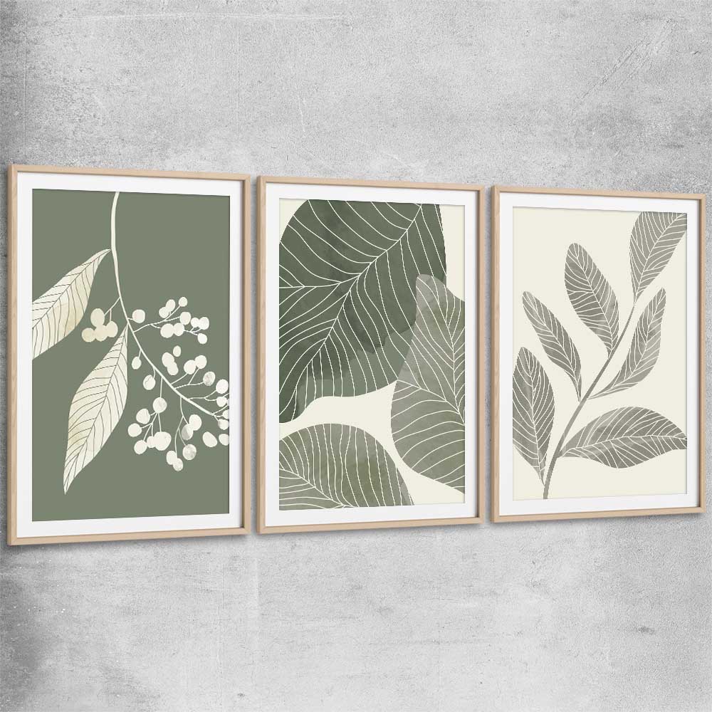 Floral print of Vintage Floral Set with raw oak glass front frame